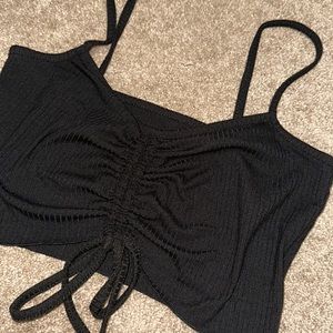 Pre-loved only used once. After pregnancy, clothes don’t fit anymore.